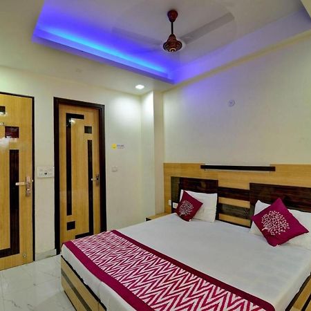Goel Residency Hotel Delhi  Exterior photo