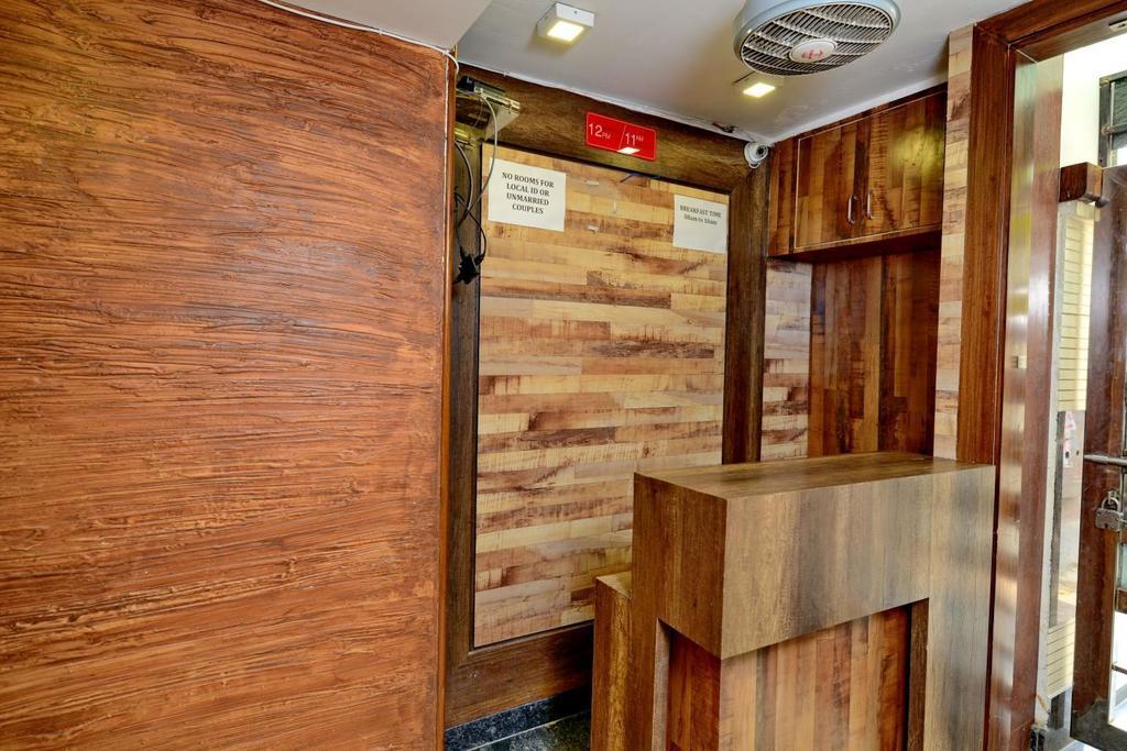 Goel Residency Hotel Delhi  Exterior photo